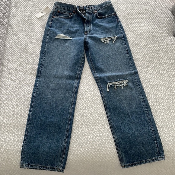 BDG Urban Outfitters. High Rise Relaxed Straight Jeans. Size 28 - Picture 3 of 4